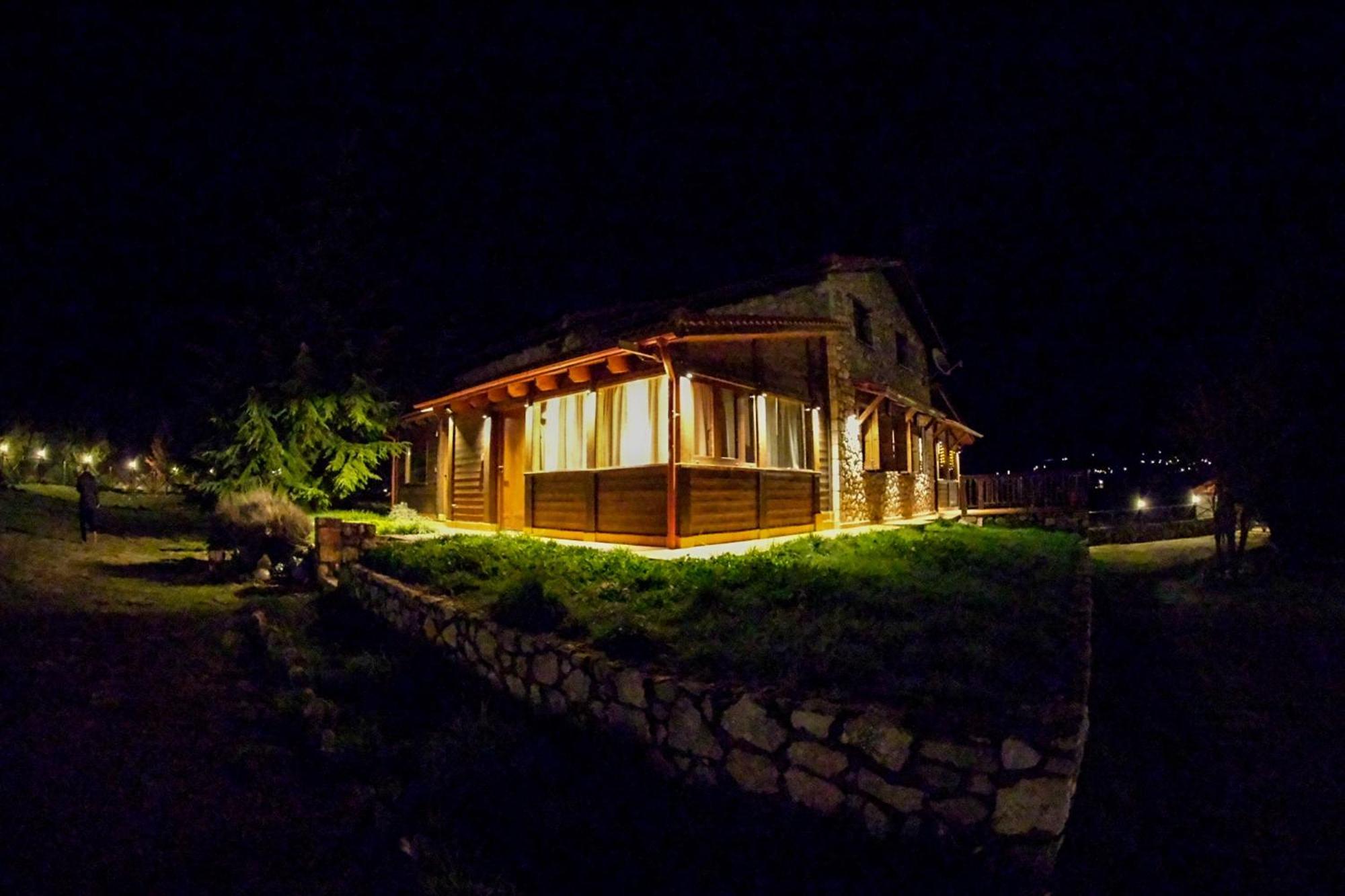 Mont Valley Boutique Chalets Arájova Exterior foto